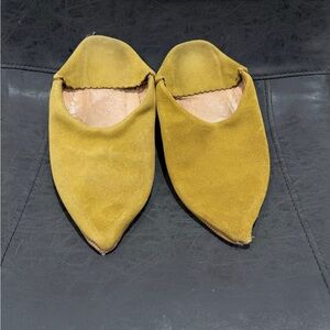 Elegant Mustard Suede Women's Shoes